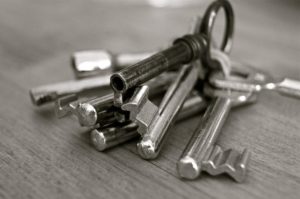 An image of a silver bunch of keys on a keyring.